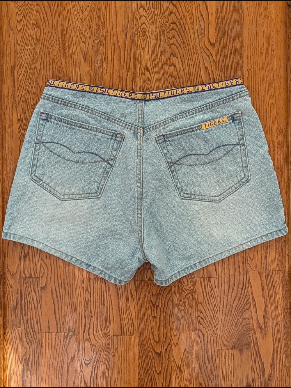 Vintage LSU Tigers Team Jeans Denim Shorts Collegiate Game Day - Picture 9 of 14